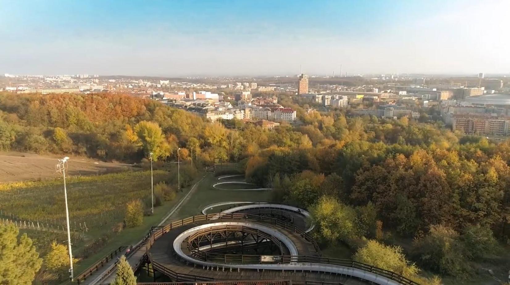 U Metra, 4 Hoste, Parking Free, Blizko O2 Arena Prag