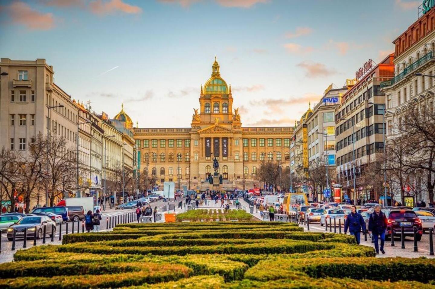 U Metra, 4 Hoste, Parking Free, Blizko O2 Arena Praga